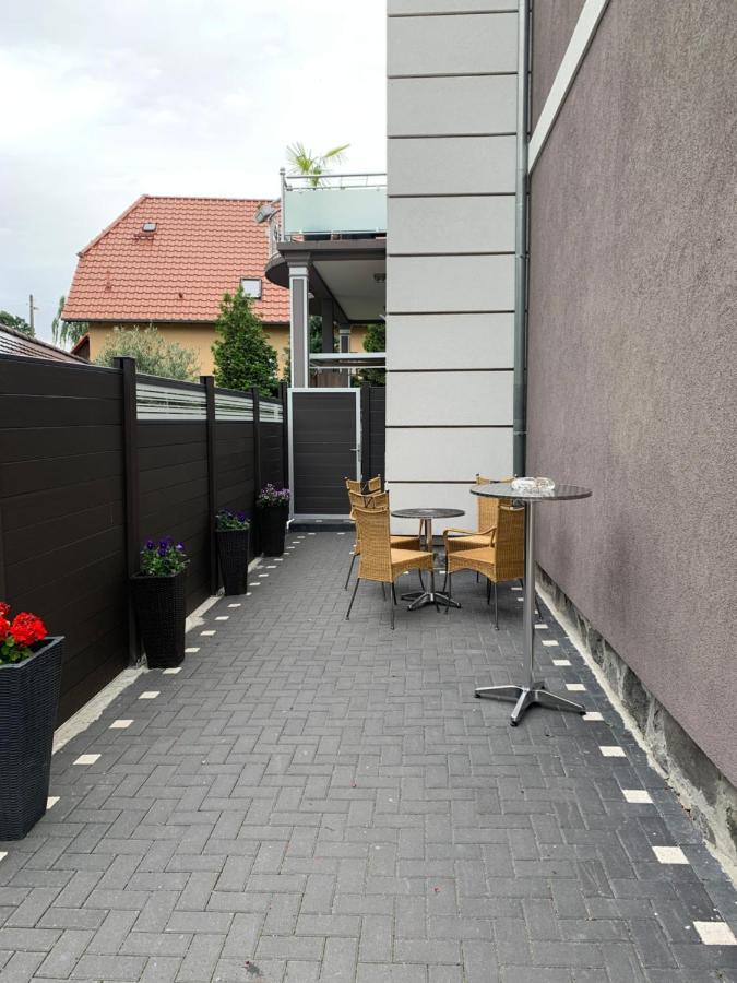 Sam - Gasthaus.Md Magdeburgo Exterior foto